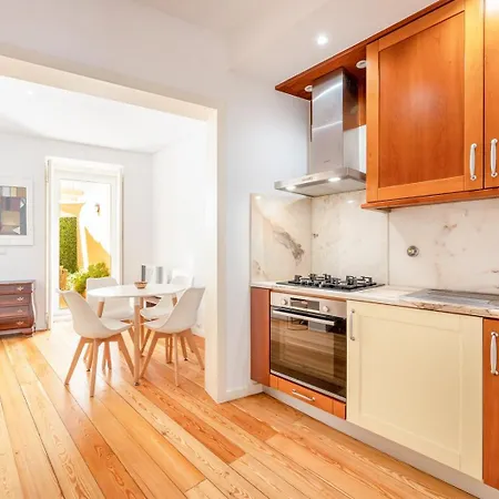 Guestready - Charming With A Garden Апартаменты *