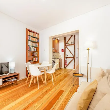 Appartement Guestready - Charming With A Garden Lissabon